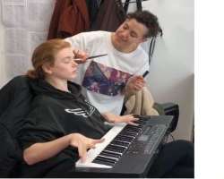 Besides being a magnificent actress she is also an excellent Casio player.
